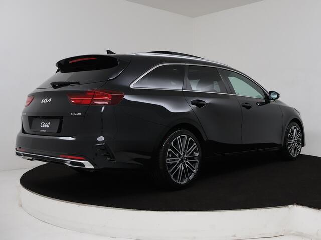 KIA CEE D Ceed Sportswagon 1.5 T-GDi GT-PlusLine | Panoramadak | Adaptive Cruise Control | Lichtmetalen Velgen 18" | NIEUW!! Uit voorraad leverbaar!