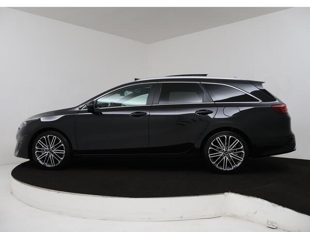KIA CEE D Ceed Sportswagon 1.5 T-GDi GT-PlusLine | Panoramadak | Adaptive Cruise Control | Lichtmetalen Velgen 18" | NIEUW!! Uit voorraad leverbaar!