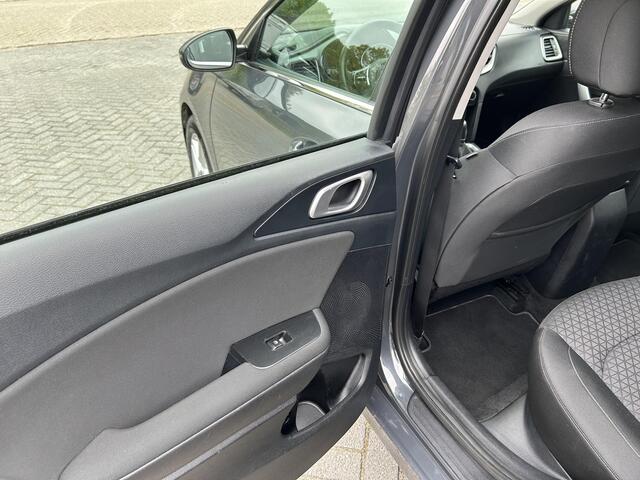 KIA CEE D Ceed Sportswagon 1.0 T-GDi DynamicLine