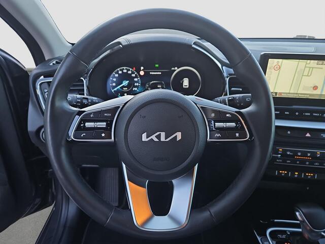KIA CEE D Ceed Sportswagon 1.5 T-GDi DynamicPlusLine | Automaat | Navi | Stoel- en stuurverwarming | Clima | Parkeersensoren | LMV |