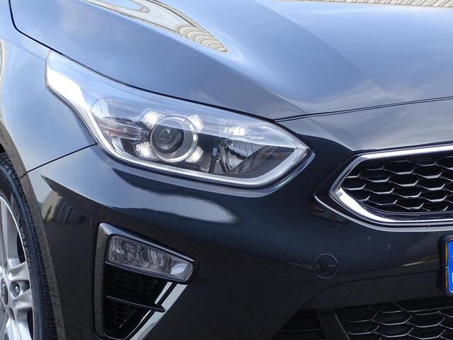 KIA CEE D Ceed Sportswagon 1.0 T-GDi DynamicLine 6-Bak, Navigatie, Camera, Bedienbaar Stuur, LM-Velgen, Airco/ECC, CruiseControl, Parkeersensoren