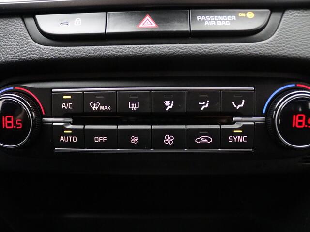 KIA CEE D Ceed Sportswagon 1.5 T-GDi DynamicLine Camera | Cruise | Navi | Parkeersens. achter | Trekhaak