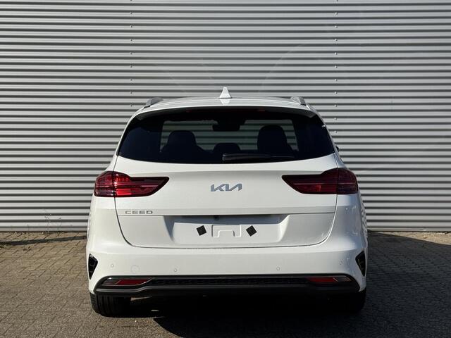 KIA CEE D Ceed Sportswagon 1.5 T-GDi DynamicPlusLine DynamicPlusLine Snel Leverbaar | Camera | Stoelverwarming | Keyless | Navigatie | Apple Carplay/ Android auto |