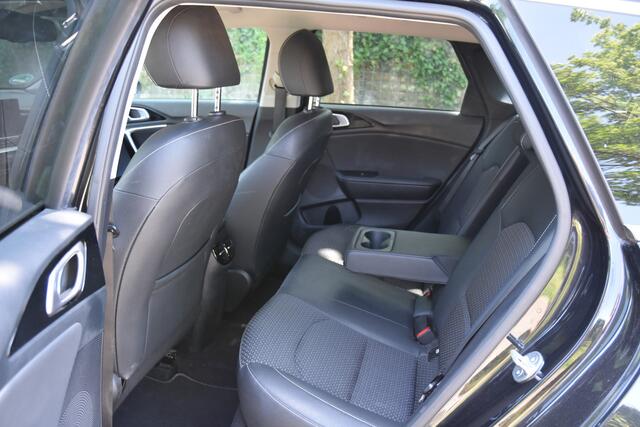 KIA CEE D Ceed Sportswagon 1.5 T-GDi DynamicPlusLine | 160PK | CAMERA | CARPLAY