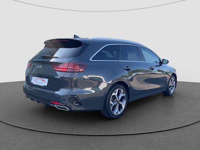 KIA CEE D Ceed Sportswagon 1.6 GDI PHEV ExecutiveLine | Pano | Stoel vent | Trekhaak