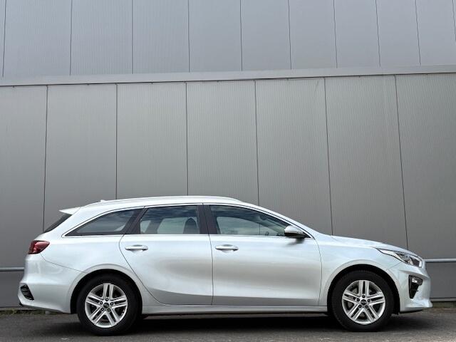 KIA CEE D 1.6 CRDi - nap! Ex overheid - automaat - cruise - airco -