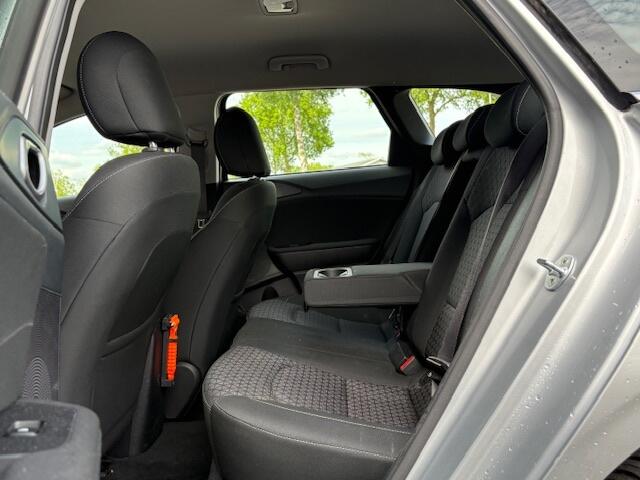 KIA CEE D 1.6 CRDi - nap! Ex overheid - automaat - cruise - airco -