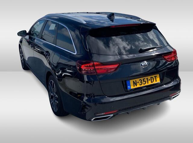 KIA CEE D Ceed Sportswagon 1.5 T-GDi GT-Line / Camera / Apple CarPlay / Keyless / 17'' / Stuurverwarming / Getint glas / DAB / Stoelverwarming