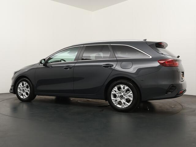 KIA CEE D Ceed Sportswagon 1.5 T-GDi Automaat DynamicPlusLine - LED koplampen - Dode hoek - Stoelverwarming - Apple Carplay/Android auto - Fabrieksgarantie tot 06-2031