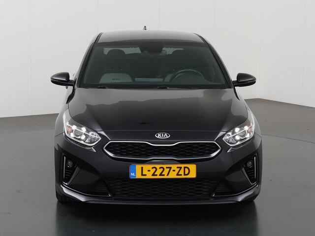 KIA CEE D Ceed 1.5 T-GDi MHEV GT-Line Edition | Navigatie | Parkeercamera | Climate Control | Cruise Control |