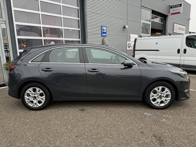 KIA CEE D Ceed 1.0 T-GDi DynamicLine 120pk Hatchback