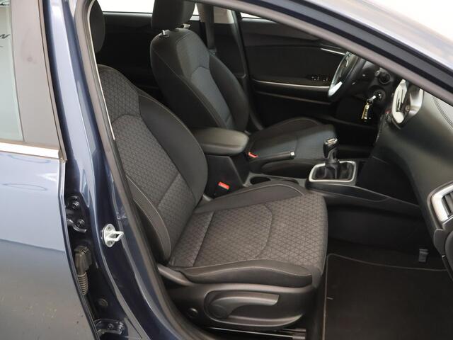 KIA CEE D Ceed Sportswagon 1.0 T-GDi DynamicLine | Navigatie | Parkeercamera | Apple Carplay/Android Auto | Climate Control | Cruise Control