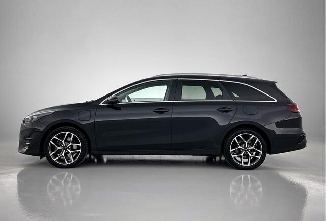 KIA CEE D Ceed Sportswagon 1.6 GDI PHEV ExecutiveLine Limited Go | Leder | Navigatiee | Parkeercamera | Stoelen voor verwarmd/stoelkoeling |