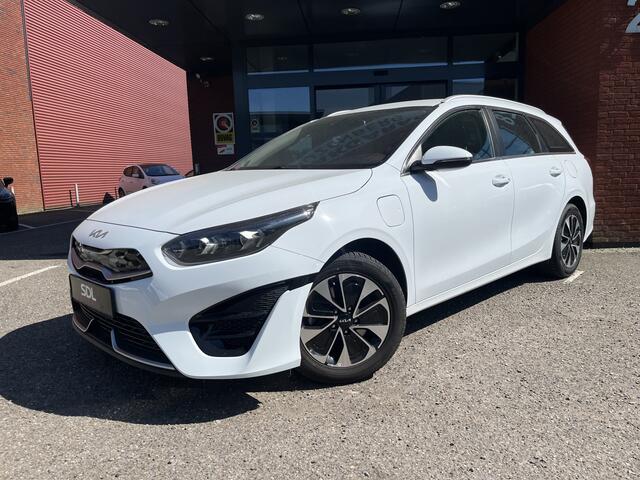 KIA CEE D Ceed Sportswagon 1.6 GDI PHEV DynamicPlusLine // FULL LED // KEYLESS // CRUISE // CAMERA+SENSOREN // NAVI+CARPLAY //