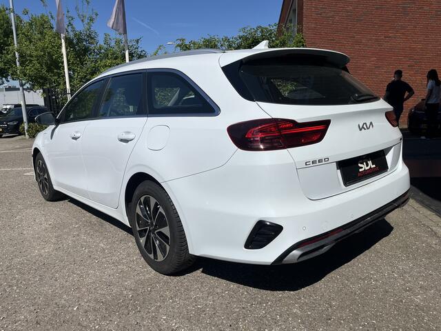 KIA CEE D Ceed Sportswagon 1.6 GDI PHEV DynamicPlusLine // FULL LED // KEYLESS // CRUISE // CAMERA+SENSOREN // NAVI+CARPLAY //