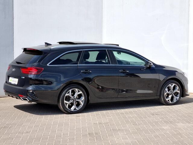 KIA CEE D Ceed Sportswagon 1.6 GDI PHEV ExecutiveLine Automaat / Schuif-/Kanteldak / Lederen Bekleding / Cruise Control Adaptief
