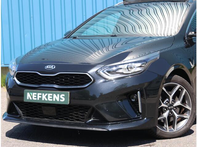 KIA CEE D Ceed Wagon 140pk GT-Line Automaat | 1ste Eigenaar | Glazen dak | Camera | AppleCarPlay/AndroidAuto | Keyless | Climate | AUTOMAAT | Privacy Glass |