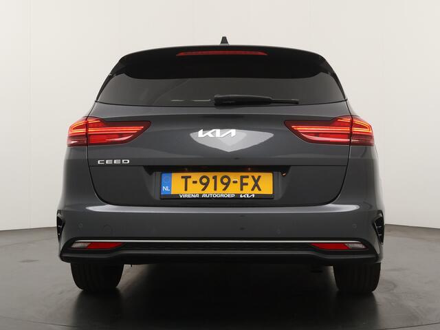 KIA CEE D Ceed Sportswagon 1.5 T-GDi 160pk DynamicPlusLine 1.410KG trekgewicht * Demo * - Navigatie - LED koplampen - Apple/Android Carplay - Led - Digitaal Dashboard - Fabrieksgarantie tot 06-2030