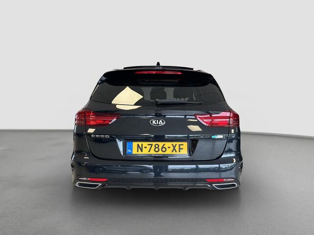 KIA CEE D Ceed Sportswagon 1.6 GDI PHEV ExecutiveLine Automaat | Panoramadak | Leder | Stoelkoeling | Camera | Navi | 17" Velgen | Clima | Stuur-/Stoelverwarmimg | PDC | Cruise | LED |
