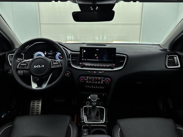 KIA CEE D Ceed Sportswagon 1.6 GDI PHEV ExecutiveLine | Leder | Panoramadak | Stoelkoeling | Navigatie | Volledig digitaal instrumentenpaneel | Startknop | Automaat |