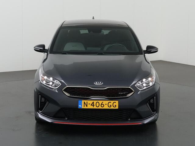 KIA CEE D Ceed 1.4 T-GDi GT-Line | Panoramadak | LED Koplampen | Stoel/Stuurverwarming | Keyless Go | Sportstoelen | Parkeercamera |