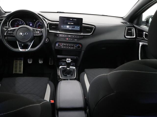 KIA CEE D Ceed 1.4 T-GDi GT-Line | Panoramadak | LED Koplampen | Stoel/Stuurverwarming | Keyless Go | Sportstoelen | Parkeercamera |