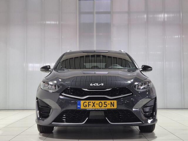 KIA CEE D Ceed Sportswagon 1.5 T-GDi GT-Line ,Apple Carplay/Android Auto, schuif / kantel dak, camera.