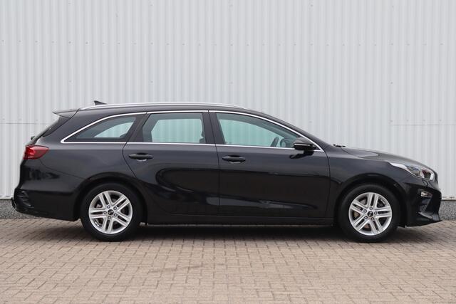 KIA CEE D Ceed Sportswagon 1.0 T-GDi DynamicLine | Cruise Control | Climate Control | Navigatie | Camera | Trekhaak