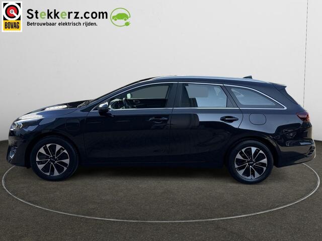 KIA CEE D Ceed 1.6 1.6 GDI PHEV Comfortline Facelift model