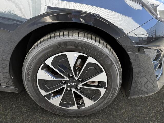 KIA CEE D Ceed 1.6 1.6 GDI PHEV Comfortline Facelift model