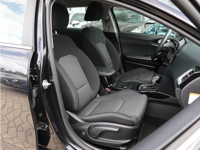 KIA CEE D 1.6 GDI PHEV DynamicLine I Navi I Keyless I Dodehoekdetectie