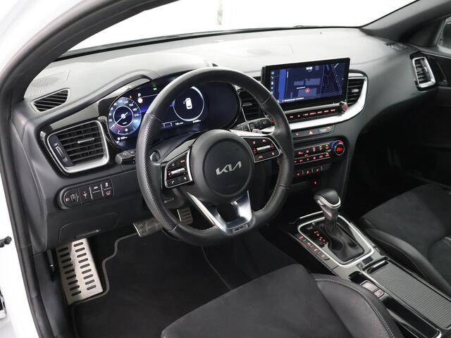 KIA CEE D Ceed Sportswagon 1.5 T-GDi GT-Line | Panoramadak | Navigatie | Parkeercamera | Stoel/Stuurverwarming | Keyless Go |