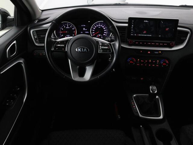 KIA CEE D Ceed 1.0 T-GDi DynamicLine | Trekhaak | Carplay | Camera | Parkeerhulp | Cruise control | Climate control | LED | Bluetooth