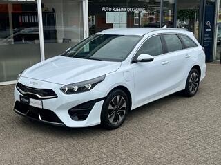 kia-cee-d-1.6-gdi-phev-dyn+l.