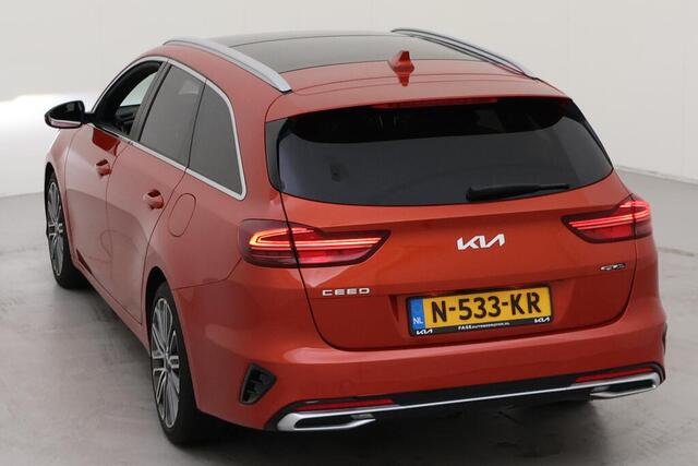 KIA CEE D Ceed Sportswagon 1.5 T-GDi 160PK Automaat GT-PlusLine Panorama dak Stoelverwarming Camera Elektrische best. stoel