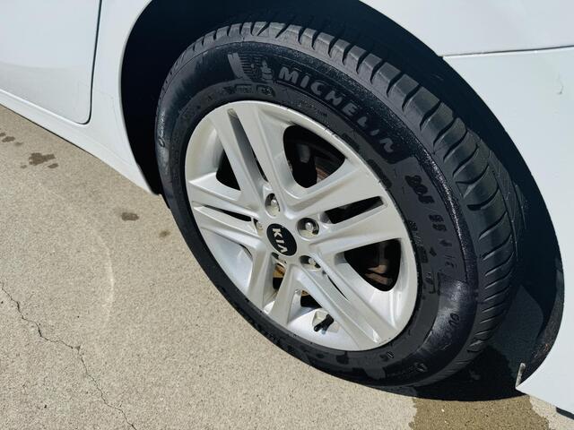KIA CEE D Ceed Sportswagon 1.0 T-GDi DynamicPlusLine Clima | Keyless | Privacyglass | Stoel&Stuurverw
