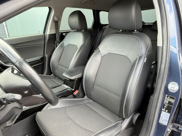 KIA CEE D Ceed Sportswagon BWJ 2020 1.0 120 PK T-GDi DynamicPlusLine STOELVERW. / STUURVERW. / HALF LEDER / PRIV. GLAS / KEYLESS / CLIMA / NAVI / CRUISE / BLUETOOTH / MULTIFUNCT.STUUR