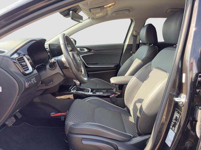 KIA CEE D Ceed Sportswagon 1.5 T-GDi DynamicPlusLine Automaat | Navi | Clima | Cruise | Stoel & Stuurverwarming | Camera | Apple Carplay & Android Auto |