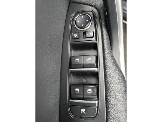 KIA CEE D Ceed 1.0 T-GDi GT-Line Business Edition // NAP