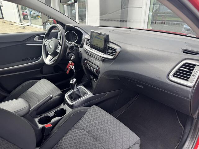 KIA CEE D Ceed Sportswagon 1.4 T-GDi DynamicLine |Trekhaak | Navigatie | Achteruitrijcamera |