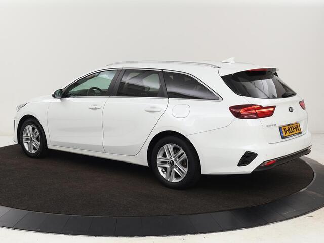 KIA CEE D Ceed 1.4 T-GDi DynamicPlusLine | Stoel & stuurverwarming | Adaptive cruise | Camera | Carplay | Keyless | Half leder | Navigatie