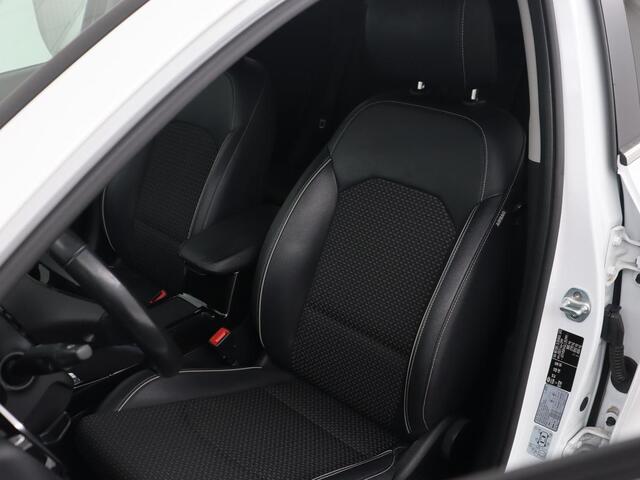 KIA CEE D Ceed 1.4 T-GDi DynamicPlusLine | Stoel & stuurverwarming | Adaptive cruise | Camera | Carplay | Keyless | Half leder | Navigatie