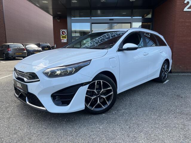 KIA CEE D Ceed Sportswagon 1.6 GDI PHEV DynamicPlusLine // DODEHOEK // ELEK. KLEP // adaptive cruise // SENSOREN+CAMERA // STUUR+STOELVERWARMING //