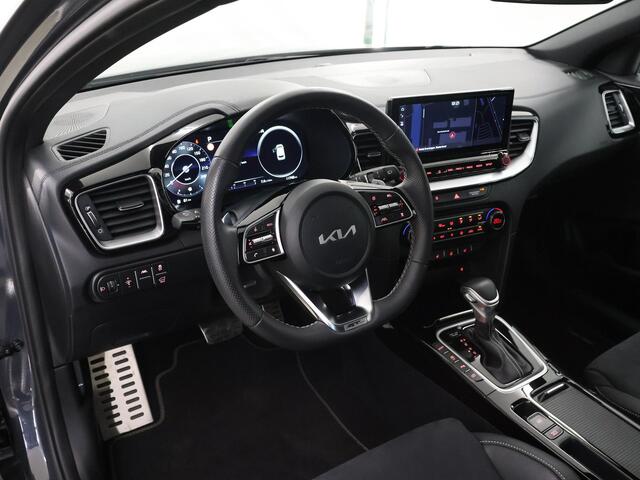 KIA CEE D Ceed SW 1.5 T-GDi DCT7 GT-Line | Panoramadak | Stoel/Stuurwielverwarming | Sportstoelen | Slimme automatische achterklep | Dodehoek detectie