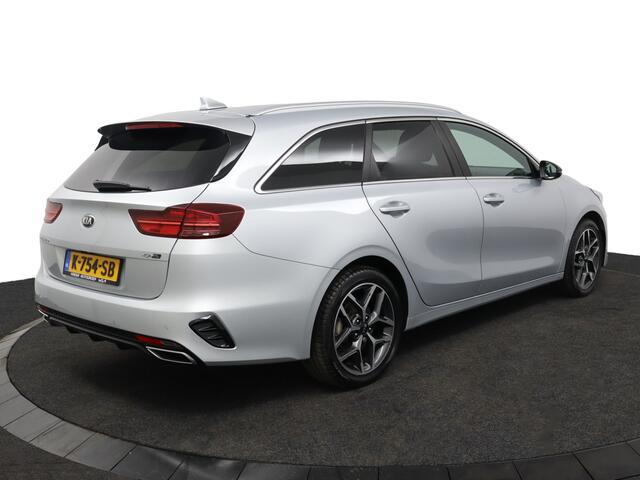 KIA CEE D Ceed Sportswagon 1.0 T-GDi GT-Line Edition Apple Carplay/ Android Auto - Cruise Control - Climate Control - Navigatie - Suede bekleding - Fabrieksgarantie tot 02-2028