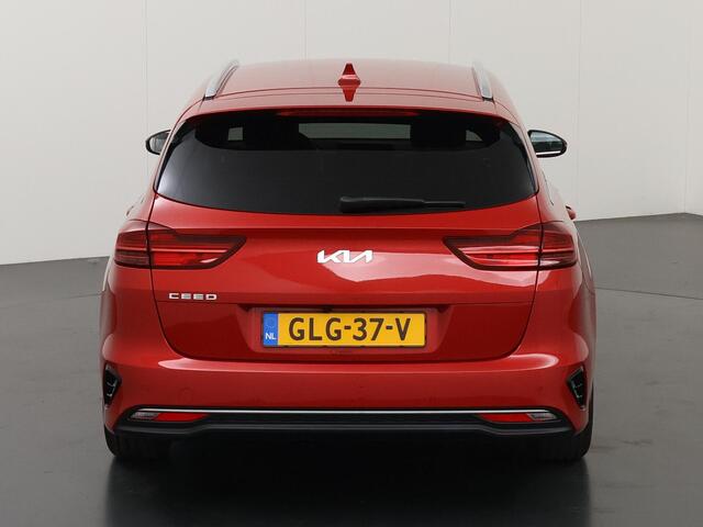 KIA CEE D Ceed Sportswagon 1.5 T-GDi DynamicPlusLine | Navigatiesysteem | Parkeercamera | Stoelverwarming | Keyless Go