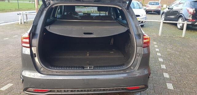 KIA CEE D 1.4 T-GDi ExecutiveL