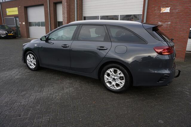 KIA CEE D Ceed Sportswagon 1.0 T-GDI DYNAMICLINE AFN.TREKHAAK ANDROID/APPLECARPLAY CAMERA STOEL+STUURVERWARMING ECC AIRCO CRUISECONTROL LMV PRIVACYGLAS ENZ...
