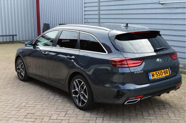 KIA CEE D Ceed Sportswagon 1.5 T-GDi MHEV GT-Line Edition O.a: Stoel+stuurverw, JBL, Clima, Carplay, Camera, Etc. All-in prijs!
