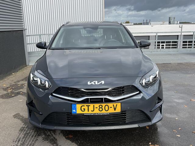 KIA CEE D Ceed Sportswagon 1.5 T-GDi DynamicPlusLine 1e eign. BTW-auto, Stoel- & Stuurwiel verwarmd, Navigatie, Elek. Achterklep,